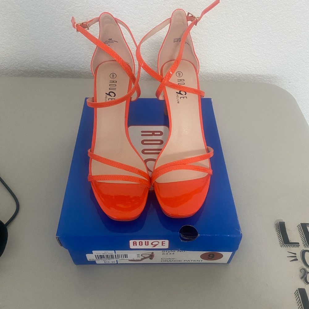 Shoes - Picture 2 of 3